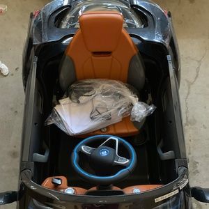 BMW SPYDER TODDLERS CAR (AGES 1 & UP)